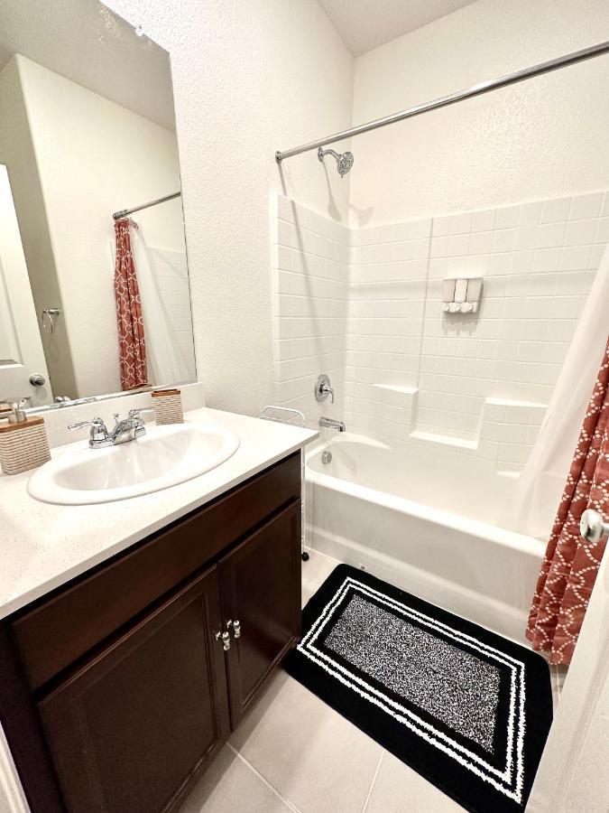 Spacious House, 5 Bedrooms, Sleeps 12, Near Las Vegas Strip And Airport Экстерьер фото
