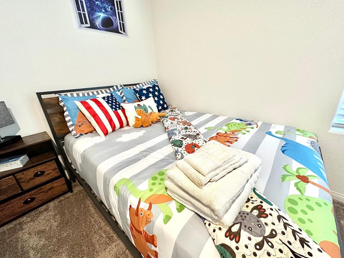 Spacious House, 5 Bedrooms, Sleeps 12, Near Las Vegas Strip And Airport Экстерьер фото